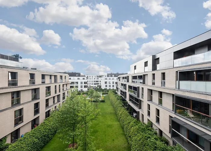 Wilanow Sarmacka * وارسو